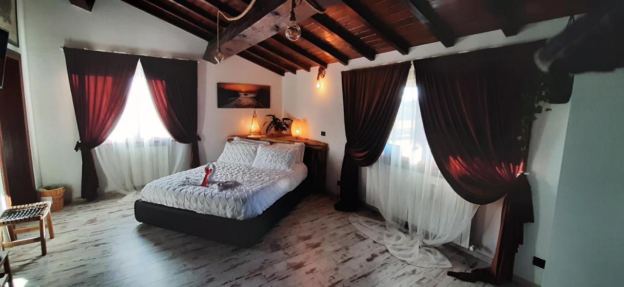 Essenziale Bed & Breakfast Castell'Anselmo ภายนอก รูปภาพ