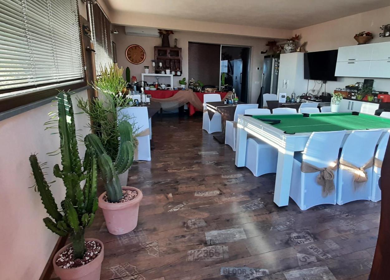 Essenziale Bed & Breakfast Castell'Anselmo ภายนอก รูปภาพ