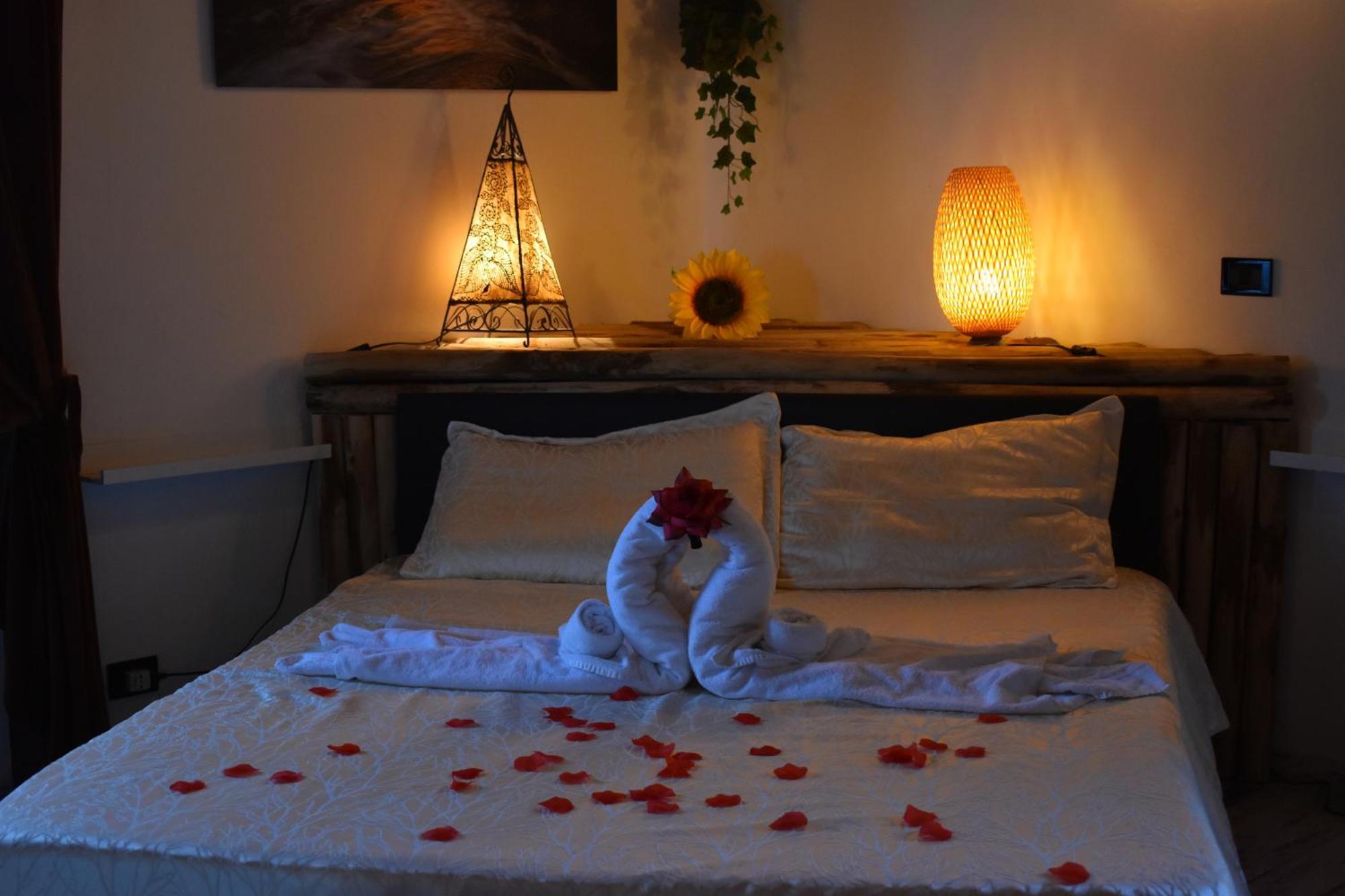 Essenziale Bed & Breakfast Castell'Anselmo ภายนอก รูปภาพ
