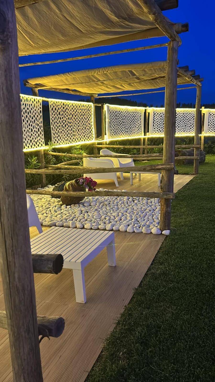 Essenziale Bed & Breakfast Castell'Anselmo ภายนอก รูปภาพ